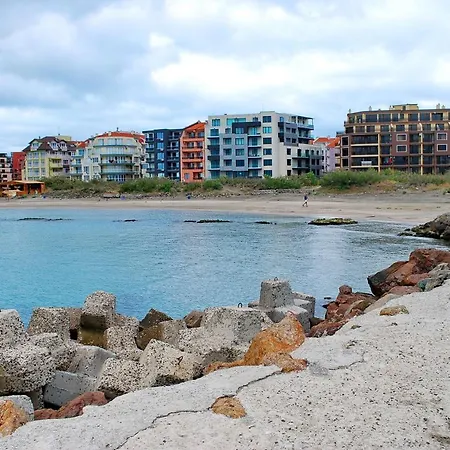 Location Pomorie